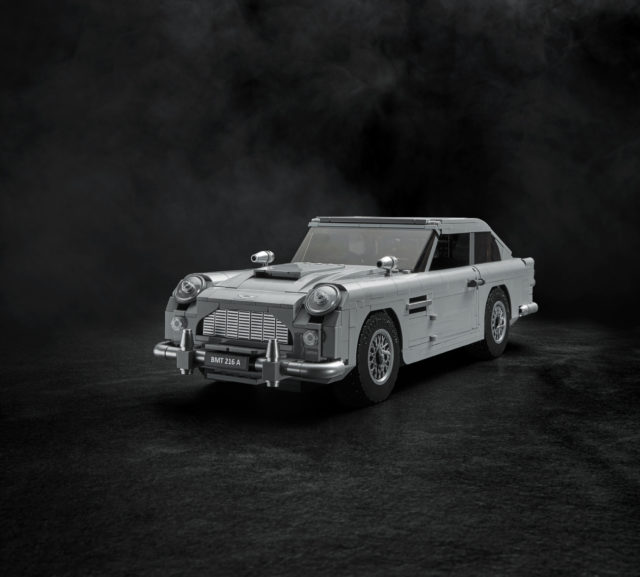 Лего aston martin