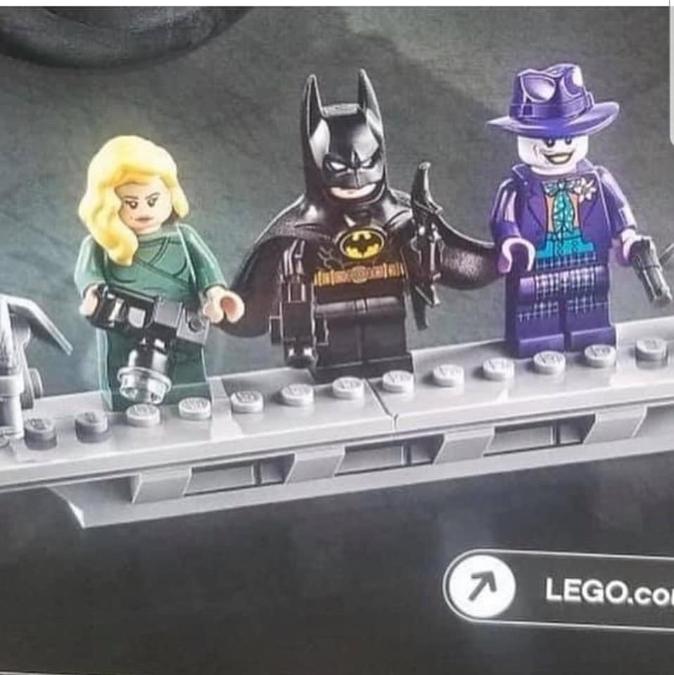 Lego 76139 1989 Batmobile - Tim Burton's Batman The Joker Vicki Vale  Minifigure